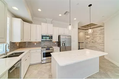 340 Sapphire Lake Drive #201, Bradenton, FL 34209 - Photo 16