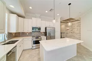 340 Sapphire Lake Dr, Bradenton, FL 34209 - Photo 16