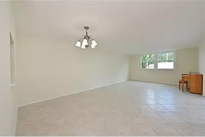 609 Woodlawn Drive, Bradenton, FL 34210 - Photo 6