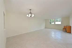 609 Woodlawn Dr, Bradenton, FL 34210 - Photo 6