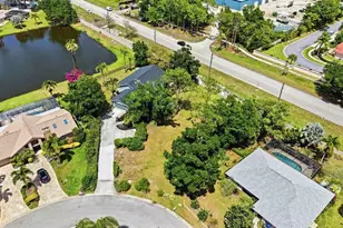 8021 Timber Lake Ln, Sarasota, FL 34243 - Photo 26