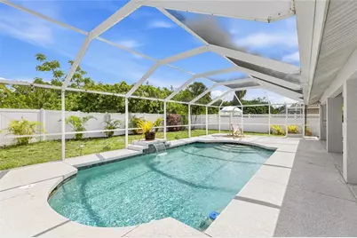 4817 Post Pointe Drive, Sarasota, FL 34233 - Photo 4