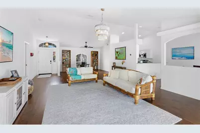 4817 Post Pointe Drive, Sarasota, FL 34233 - Photo 8