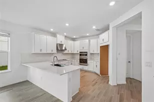7008 Foxboro Wy, Nokomis, FL 34275 - Photo 2