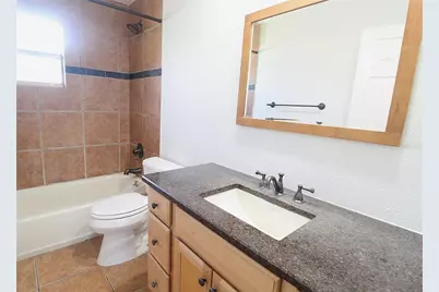 3220 Elmer Street, Sarasota, FL 34231 - Photo 12