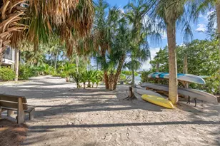 7143 La Lenaire Dr, Longboat Key, FL 34228 - Photo 50