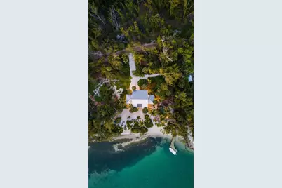 7143 La Lenaire Drive, Longboat Key, FL 34228 - Photo 2