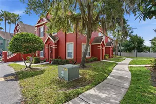 10436 White Lake Ct, Tampa, FL 33626 - Photo 2