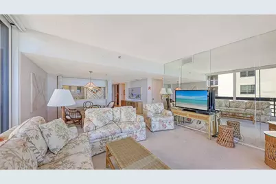 1045 Gulf Of Mexico Drive #301, Longboat Key, FL 34228 - Photo 10