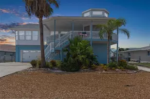 13521 Stacey Dr, Hudson, FL 34667 - Photo 2