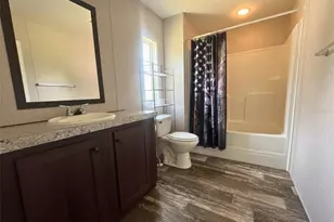 9827 SE Hoth Rd, Arcadia, FL 34266 - Photo 16