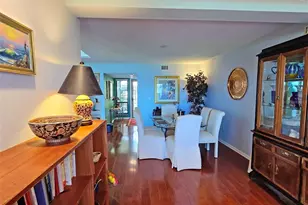 1335 Landings Dr, Sarasota, FL 34231 - Photo 14