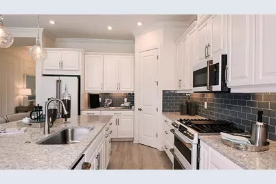 3306 Vicenza Court, Bradenton, FL 34211 - Photo 6