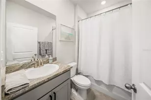 2013 Midnight Pearl Dr, Sarasota, FL 34240 - Photo 20