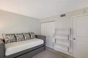 4729 Winslow Beacon, Sarasota, FL 34235 - Photo 24
