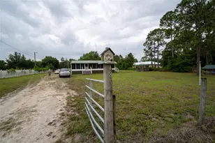 1809 E Holiday Dr, Lorida, FL 33857 - Photo 4