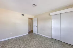 2542 Tulip St, Sarasota, FL 34239 - Photo 20