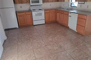 1071 Piedmont Rd, Venice, FL 34293 - Photo 2