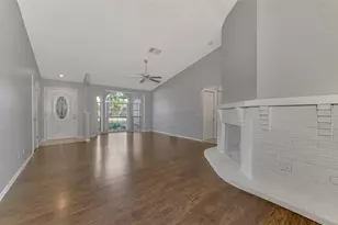3026 Grafton St, Sarasota, FL 34231 - Photo 6