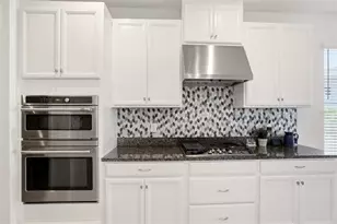 5720 Maidenstone Way, Palmetto, FL 34221 - Photo 8