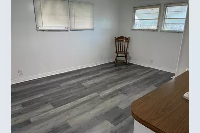 5221 Beechmont Avenue, Sarasota, FL 34234 - Photo 14