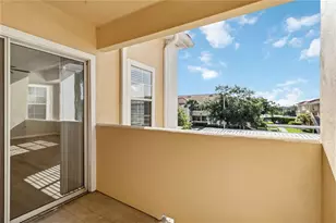 1025 Villagio Cir, Sarasota, FL 34237 - Photo 26