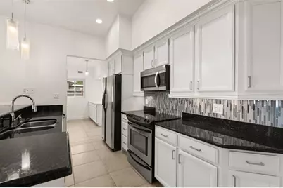 3317 Bougainvillea Street, Sarasota, FL 34239 - Photo 20