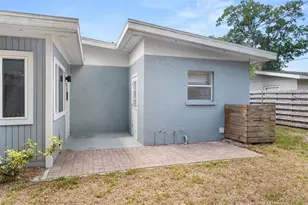 3317 Bougainvillea St, Sarasota, FL 34239 - Photo 56