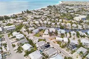 262 S Harbor Dr, Holmes Beach, FL 34217 - Photo 46