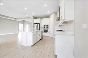 6133 Lungo Lago Dr, Sarasota, FL 34241 - Photo 16