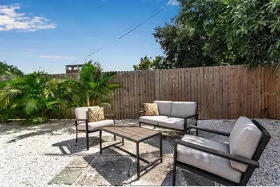 5723 26th Street W, Bradenton, FL 34207 - Photo 10
