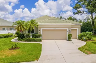 8669 54th Ave Cir E, Bradenton, FL 34211 - Photo 2