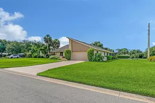 3799 Countryside Rd, Sarasota, FL 34233 - Photo 4