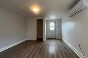 1713 29th St W, Bradenton, FL 34205 - Photo 2