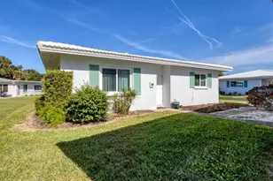 1815 Roxane Way, Sarasota, FL 34235 - Photo 2