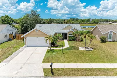 3543 65th Avenue Circle E, Sarasota, FL 34243 - Photo 2