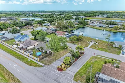 3543 65th Avenue Circle E, Sarasota, FL 34243 - Photo 38