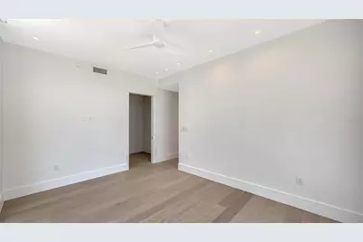 253 Golden Gate Point #401, Sarasota, FL 34236 - Photo 26