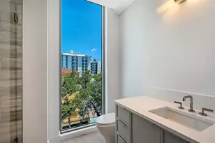 253 Golden Gate Point, Sarasota, FL 34236 - Photo 34