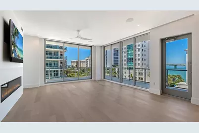 253 Golden Gate Point #401, Sarasota, FL 34236 - Photo 6