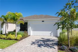 5890 Windbreak Ct, Apollo Beach, FL 33572 - Photo 4