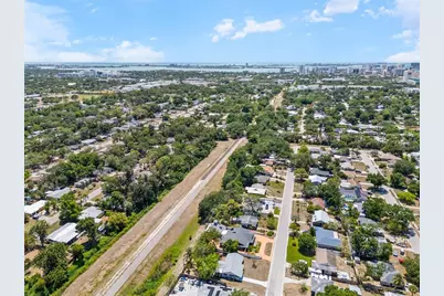 2712 Nancy Street, Sarasota, FL 34237 - Photo 80