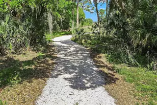 7903 Interstellar Ave, Sarasota, FL 34241 - Photo 42