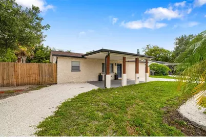 5384 56th Avenue N, Saint Petersburg, FL 33709 - Photo 6