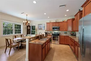 309 68th St, Bradenton Beach, FL 34217 - Photo 10