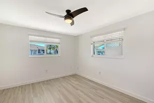 909 Spanish Dr N, Longboat Key, FL 34228 - Photo 32