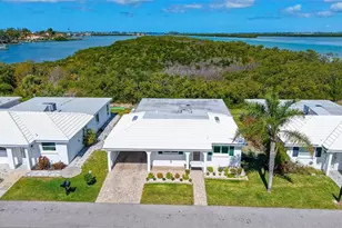909 Spanish Dr N, Longboat Key, FL 34228 - Photo 1