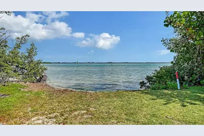 909 Spanish Drive N, Longboat Key, FL 34228 - Photo 52