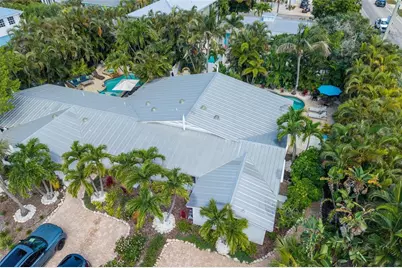 324 64th Street, Holmes Beach, FL 34217 - Photo 36