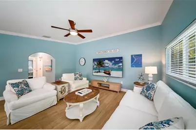 324 64th Street, Holmes Beach, FL 34217 - Photo 14